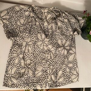 Anthropologie embroidered blouse EUC S